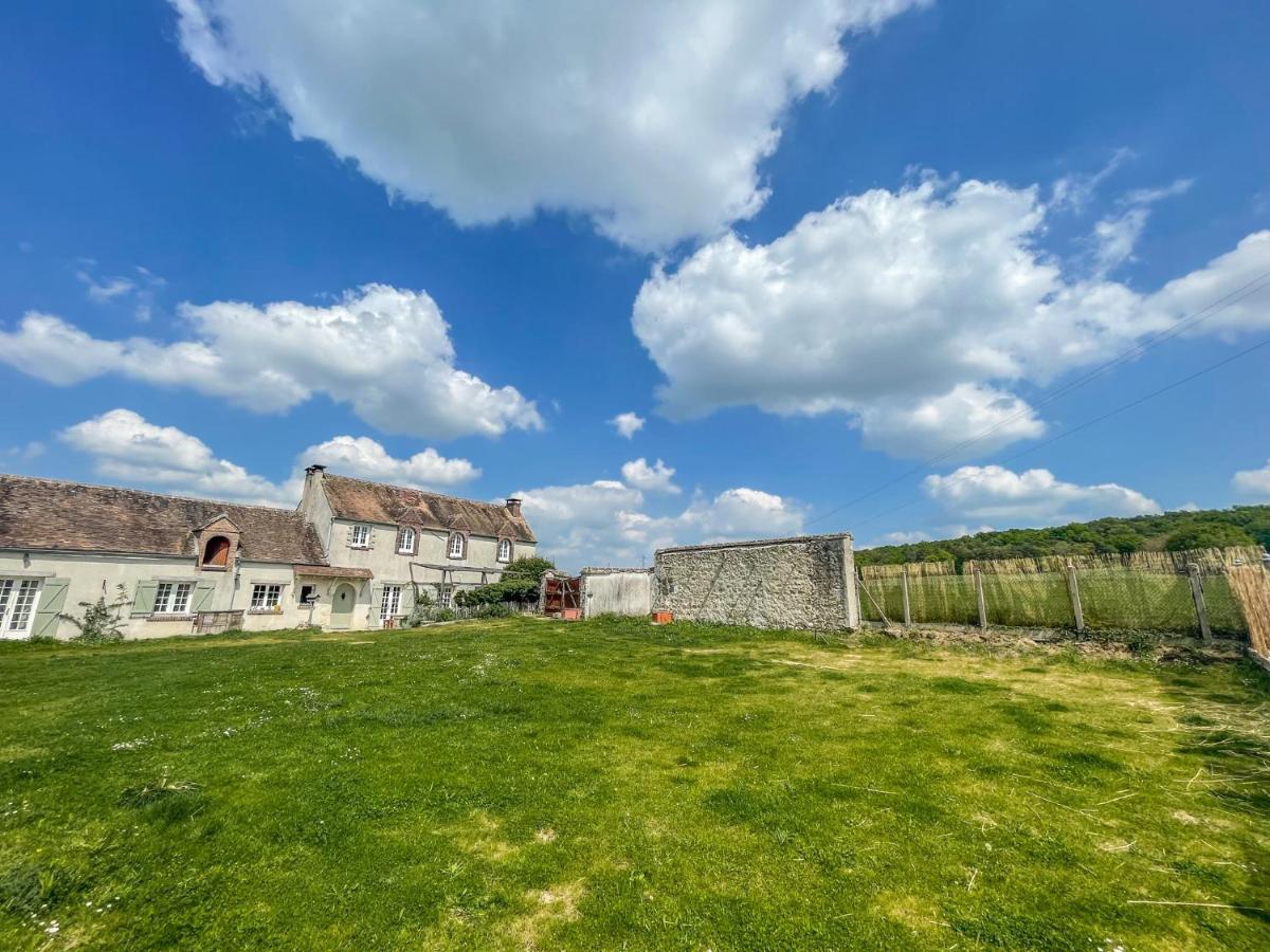 Hotel Le Gite De Gaia à Villemer  Extérieur photo