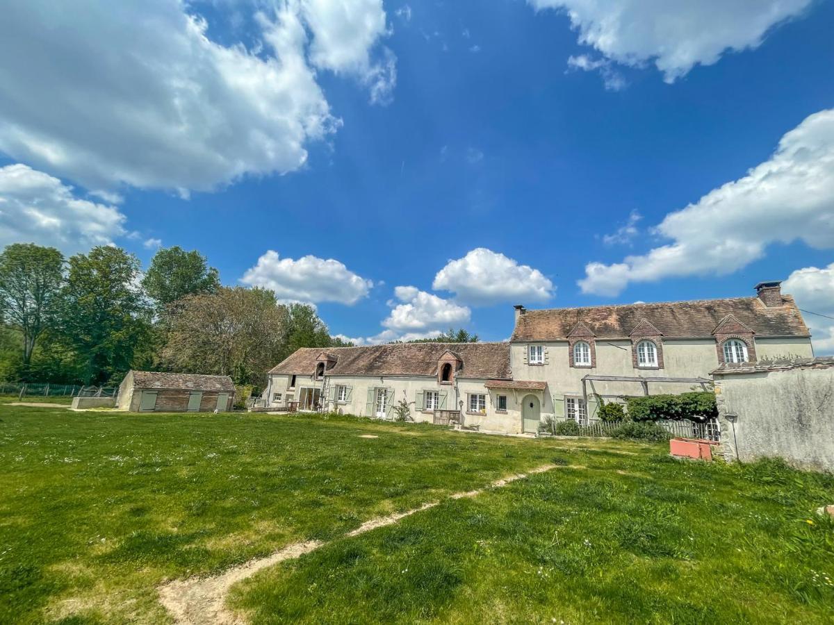 Hotel Le Gite De Gaia à Villemer  Extérieur photo